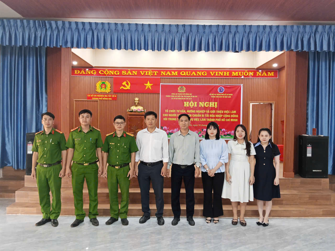 Hình Ảnh
